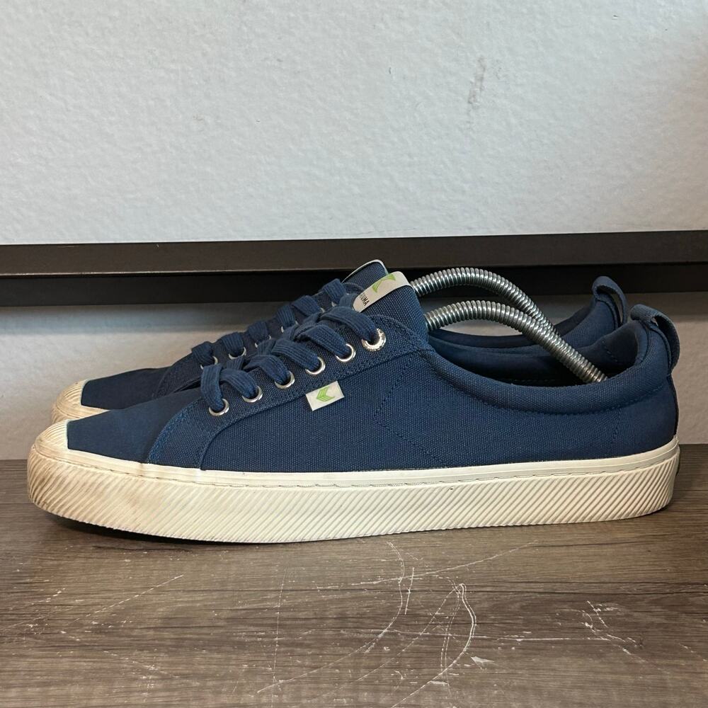 Cariuma OCA Low Men’s Casual Comfort Shoes Sneakers Size 11.5 Blue